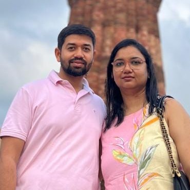 Group Online Yoga Classes for Everyday Fitness – Perfect for Beginners! - Plattershare - Recipes, food stories and food lovers Group yoga class with instructor Ankush and a woman outdoors.